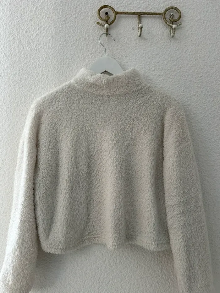 Pull moumoute doux blanc