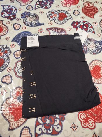 Legging Nike neuf 