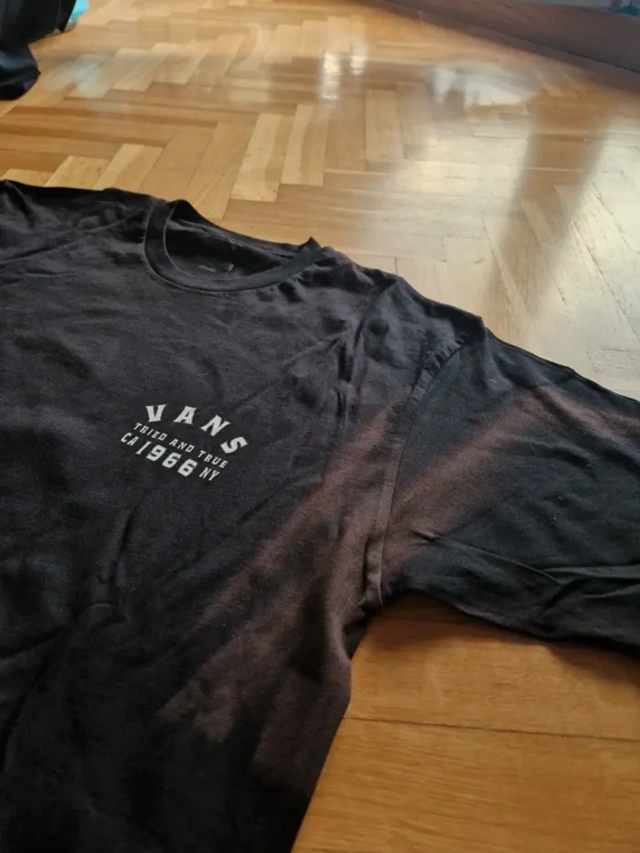 T-shirt Van - photo numéro 3