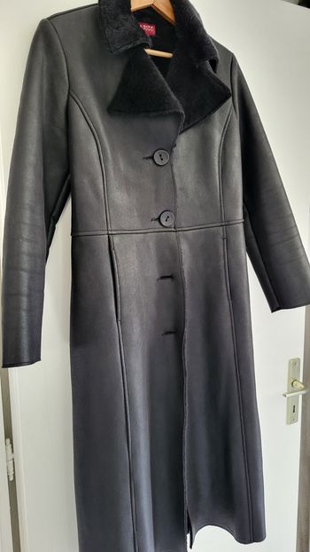 Manteau fourrure noire marque la city taille M