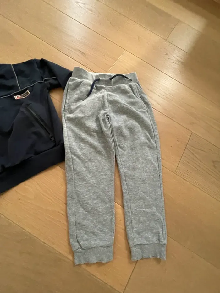 Jogging et pull tao - photo numéro 2