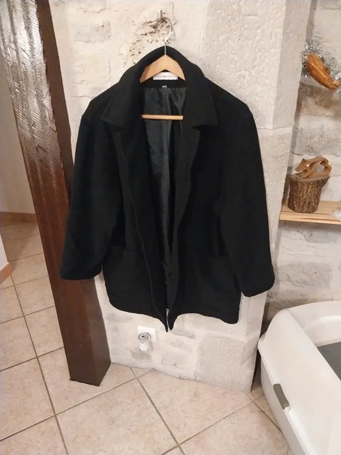 Manteau femme Gérard pasquier taille 44 en tres bon etat