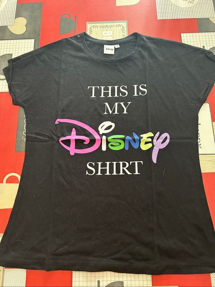 TEE shirt