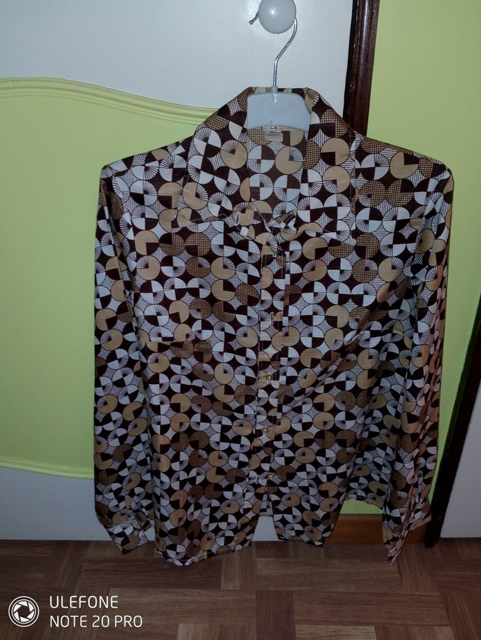Chemise à manches longues
