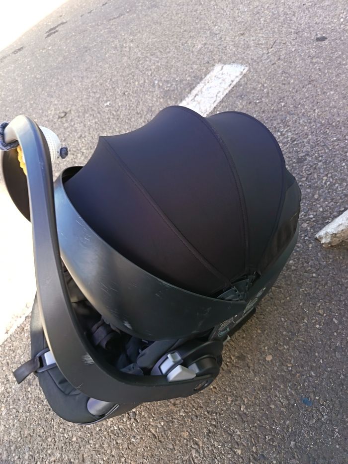 Siége auto besafe avec 2 bases - photo numéro 3