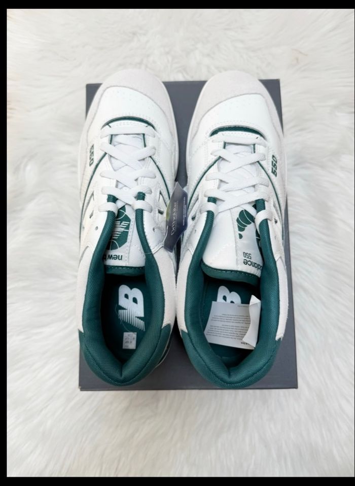 New Balance 550 cuir – Taille 45,5 – Neuf avec étiquette - photo numéro 2