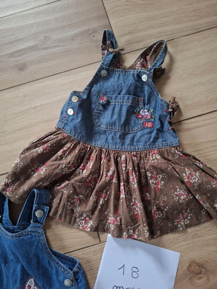 Lot 2 robes en jean bébé fille 18 mois - photo numéro 2