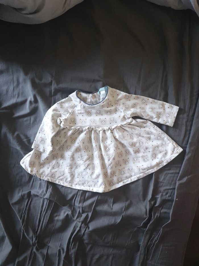 Robe okaibi