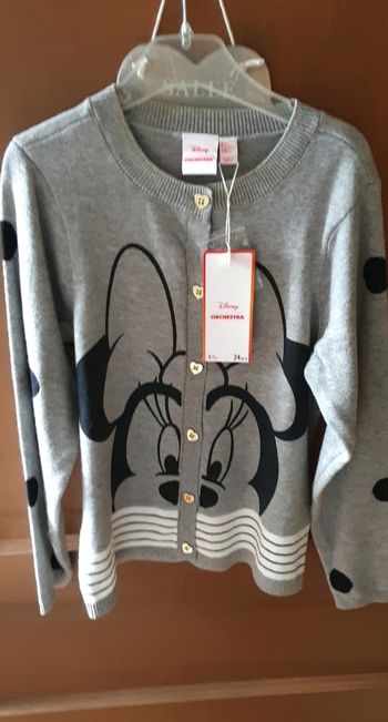 Gilet minnie neuf 8 ans 21 euros