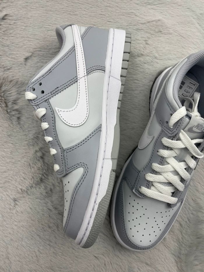 Basket Nike dunk low grise - 38,5 - photo numéro 4