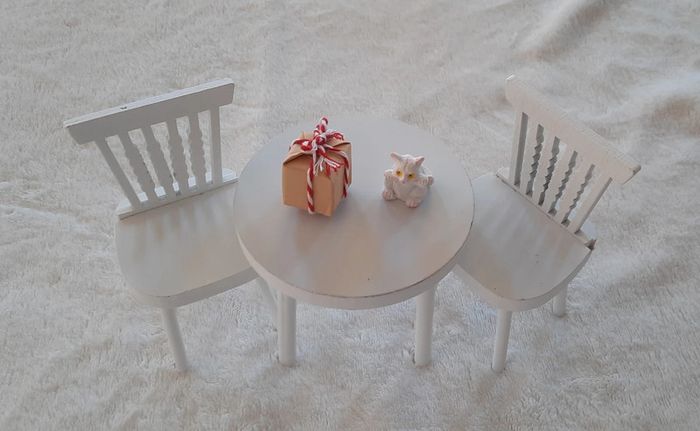 Lot de 2 chaises avec table en bois blanc - photo numéro 2
