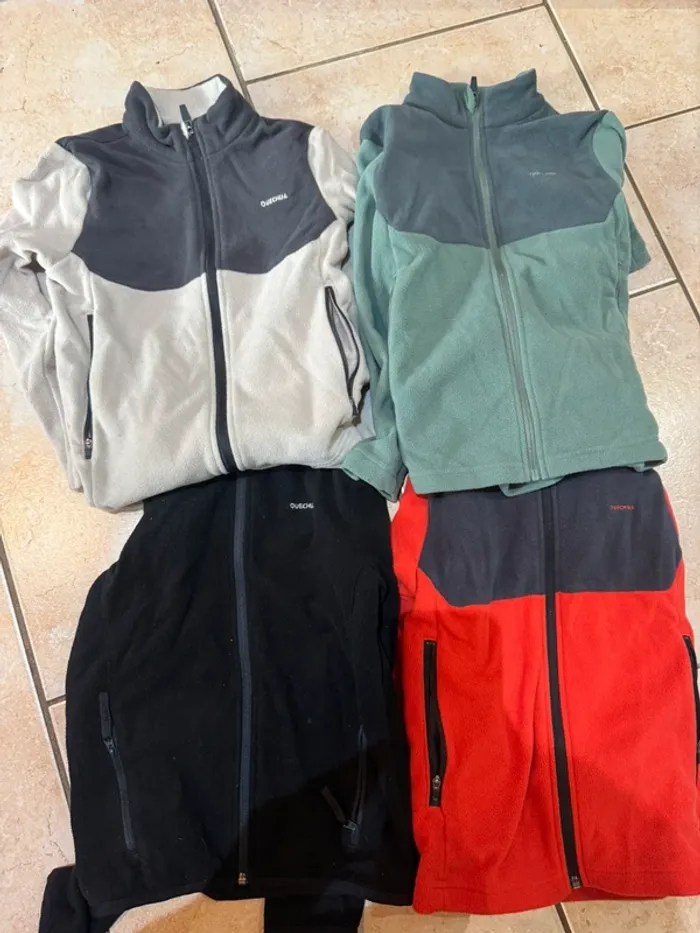 Polaire taille 8 ans