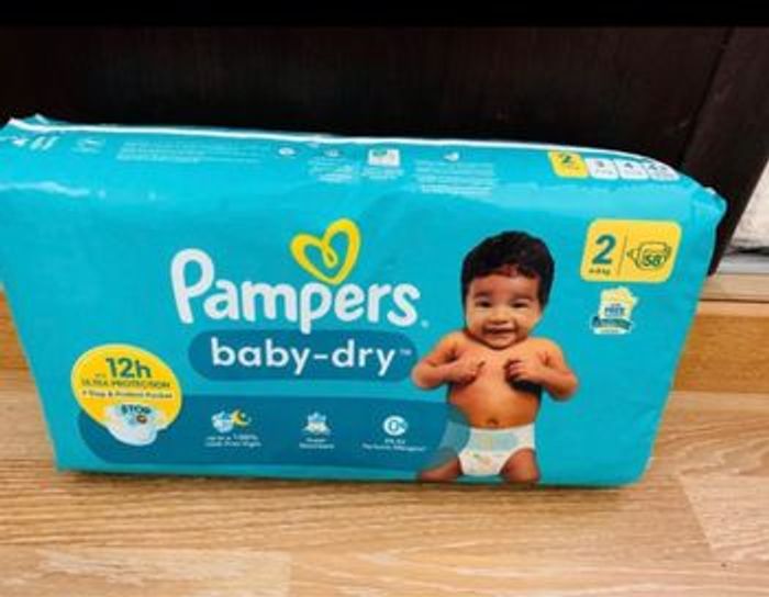 Couches Pampers - photo numéro 2