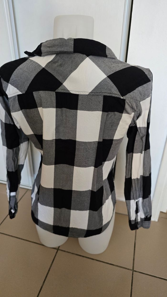 Chemise à carreaux zara taille M - photo numéro 6