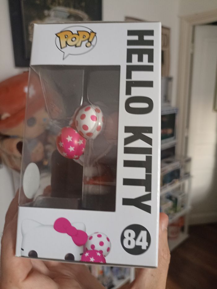 Funko pop Hello Kitty with balloon 84 - photo numéro 6