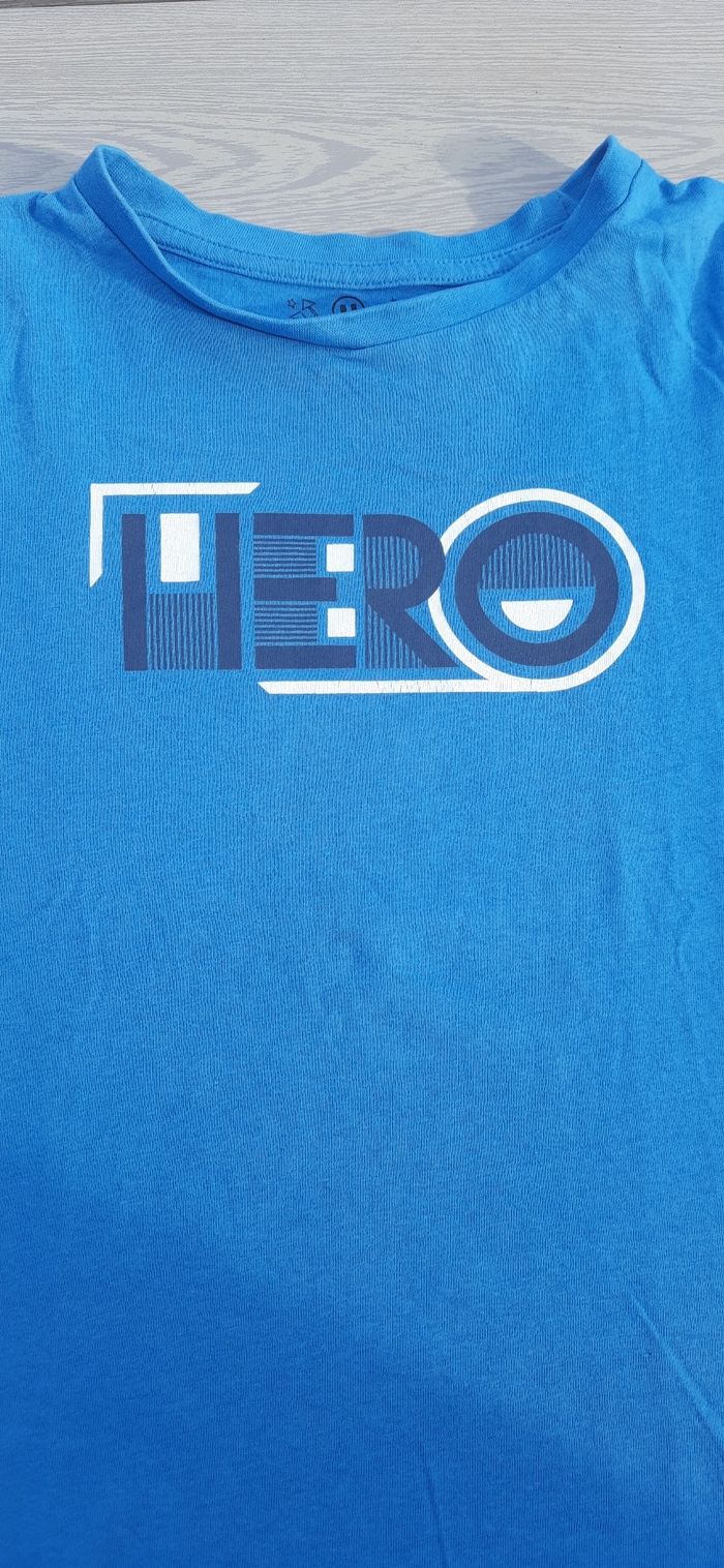 T-shirt 8 ans - photo numéro 2