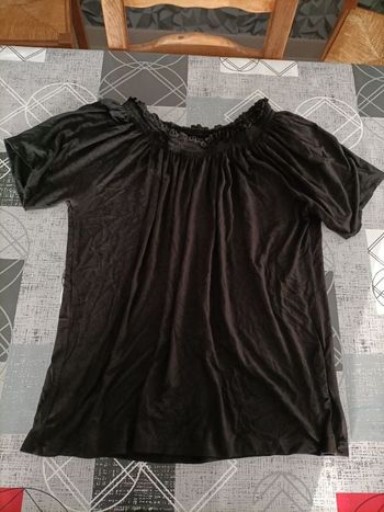 Tee shirt ample
