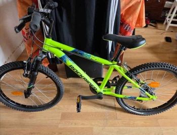 Vélo à vendre servi 2 fois