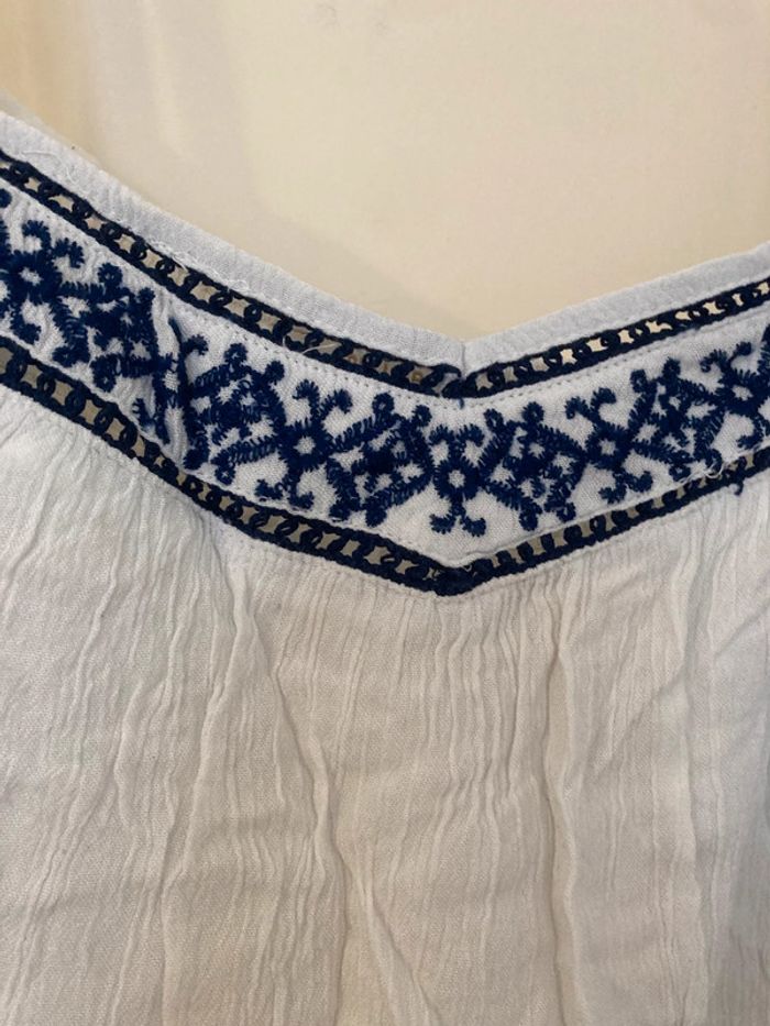 Robe blanche brodée bleu marine - Pull & Bear - Taille M - photo numéro 2