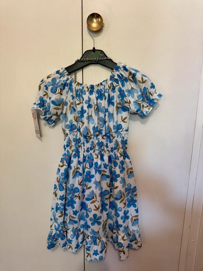 Robe à fleurs bleues - photo numéro 2