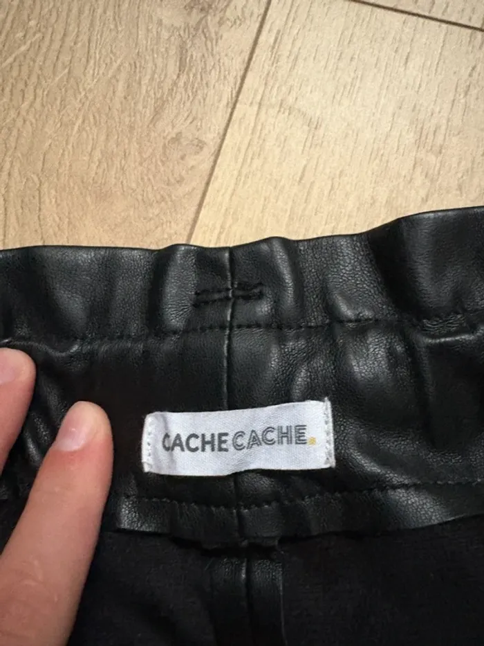 Short en cuir noire - photo numéro 4