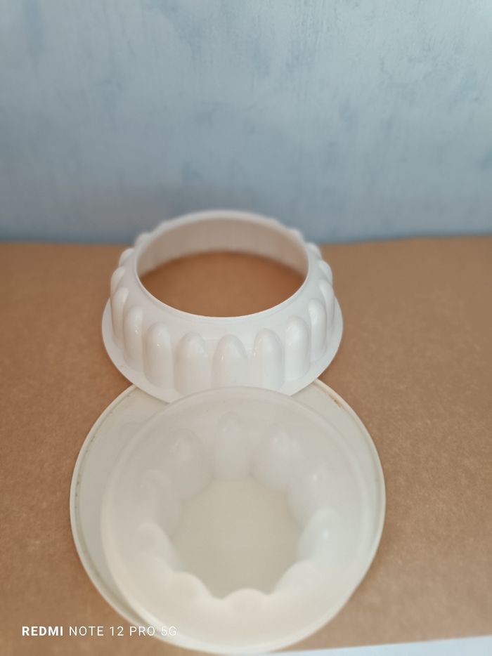 Moule couronne Tupperware n°1 ( grand modéle) - photo numéro 5