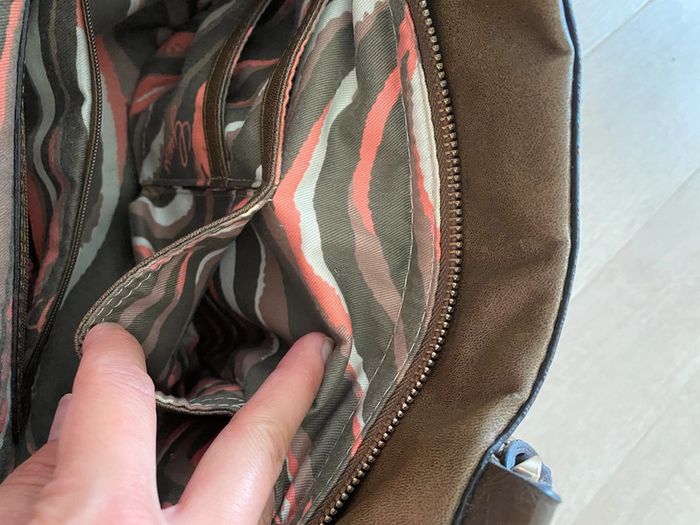 Sac à main GUESS - photo numéro 14