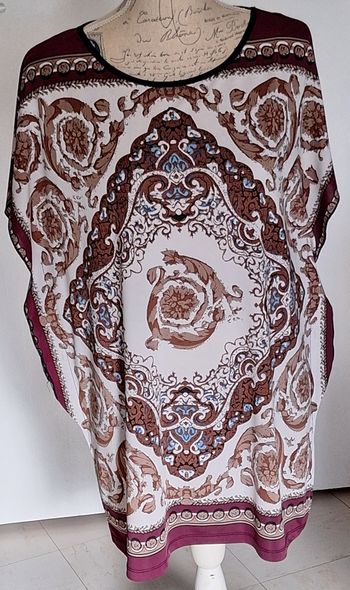 Long tee-shirt sans manches imprimé esprit oriental