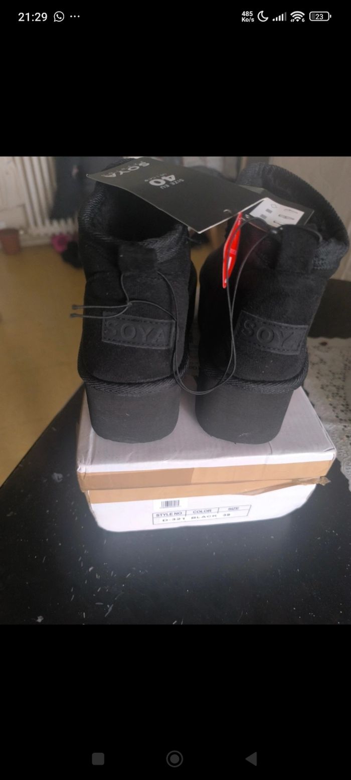 Bottes noires - photo numéro 5