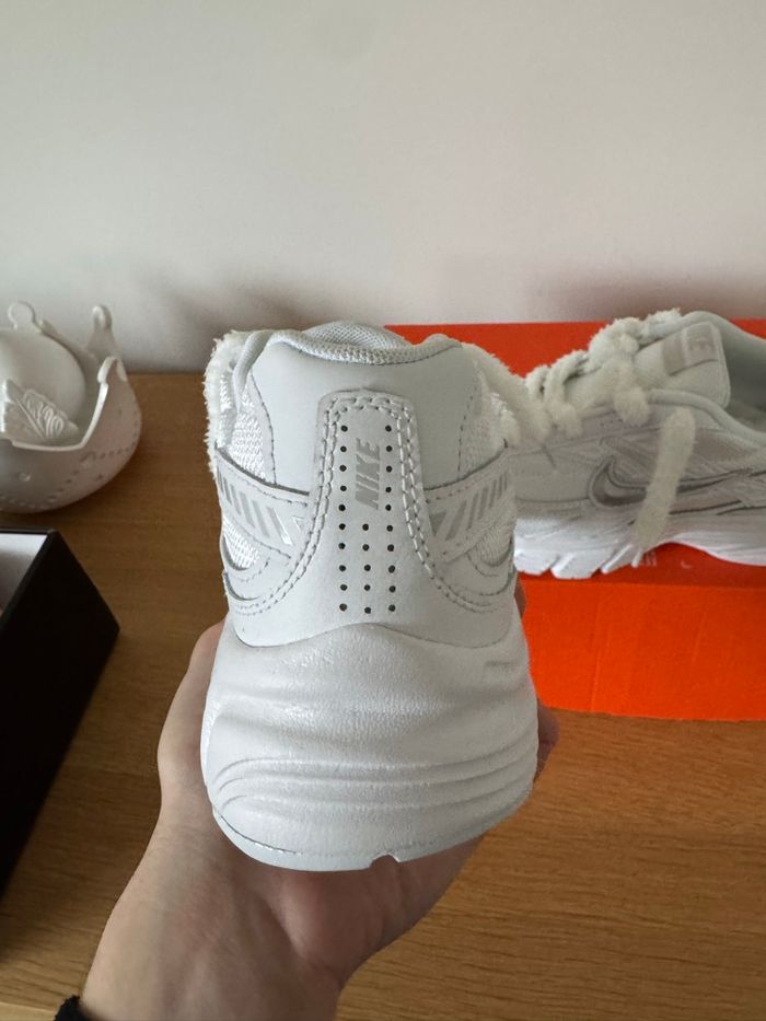 Nike Initiator Blanche Lacets Fluffy - photo numéro 5