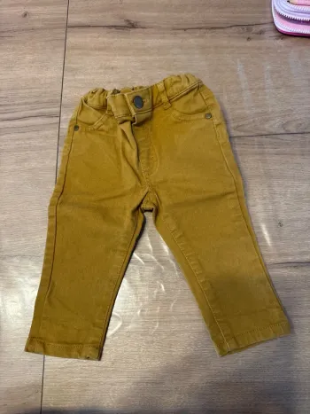 Pantalon moutarde