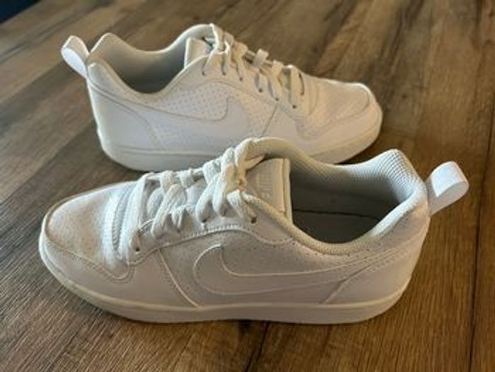 Baskets Nike blanche - photo numéro 4