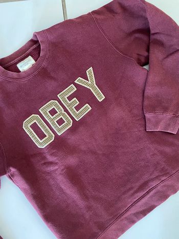 Pull chandail camiseta taille M Obey