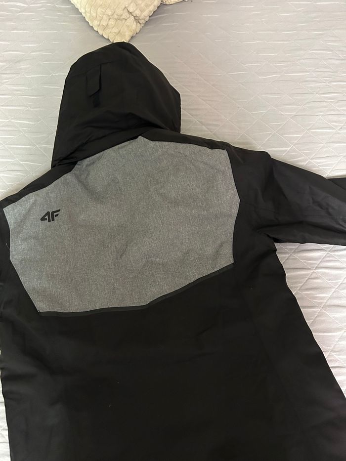 Manteaux 4F de ski - taille S - parfait état 🌸 - photo numéro 7