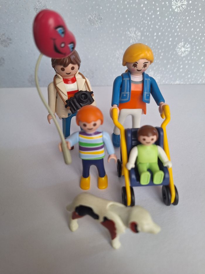 Figurines Playmobil Couple et enfants