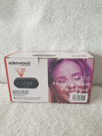 Radio reveil projection