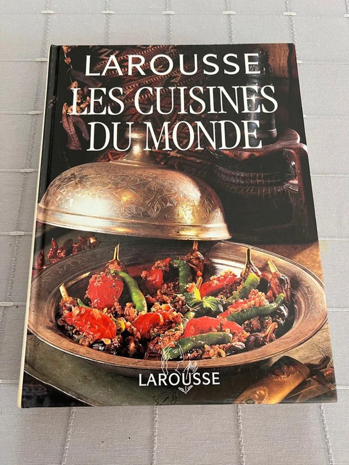 Livre Larousse les cuisines du monde