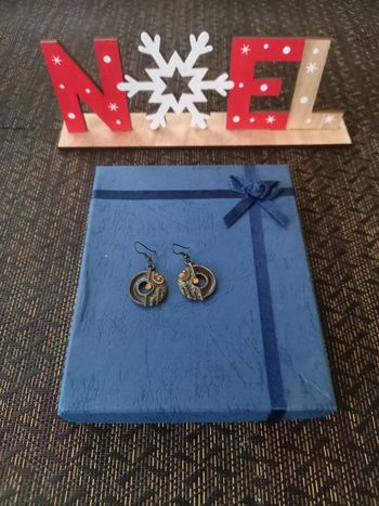 Boucles d'oreilles rondes fantaisie marrons et argent