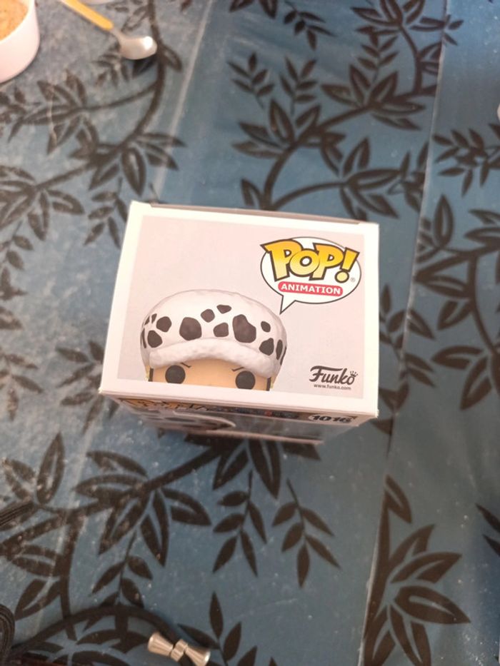 Funko pop one piece 1016 Trafalgar law - photo numéro 2