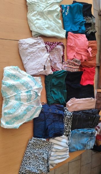 Lot de 20 vêtements femme taille XS lot 2