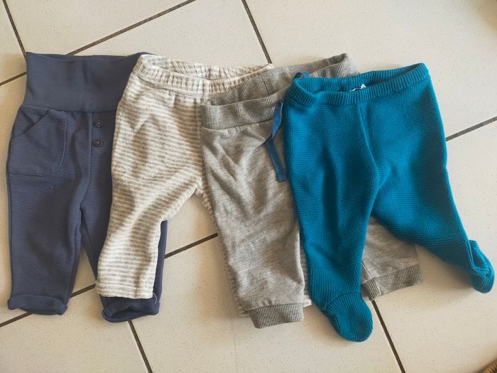 Lot de 4 pantalons 3 mois