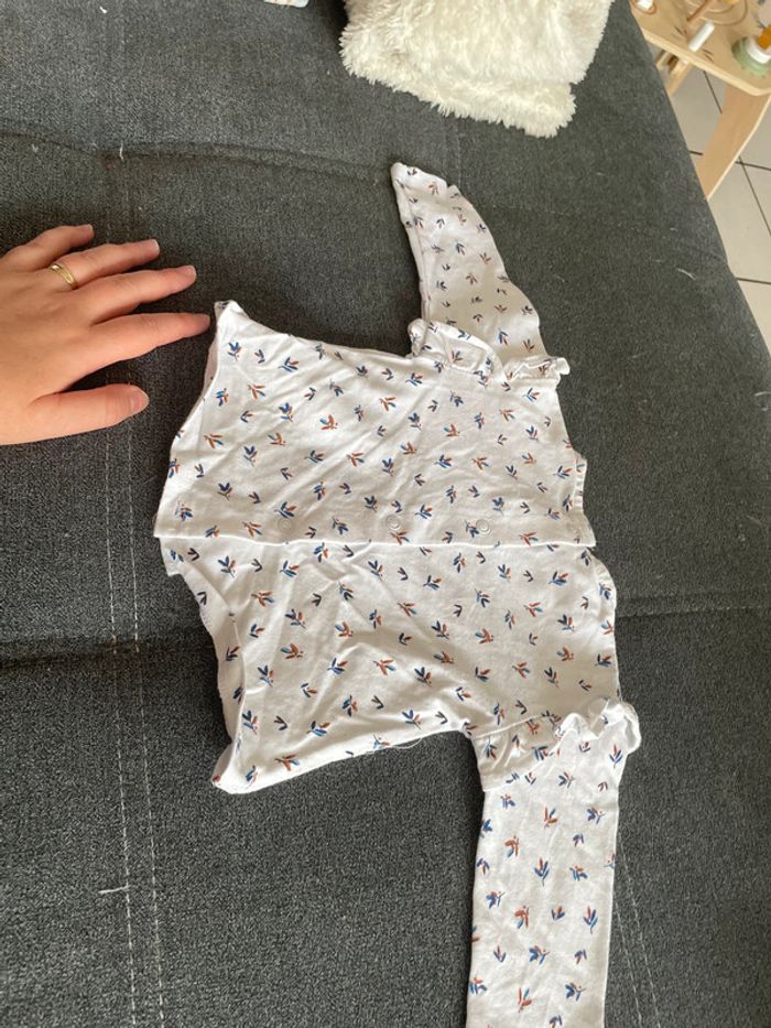 Robe et t shirt - photo numéro 3