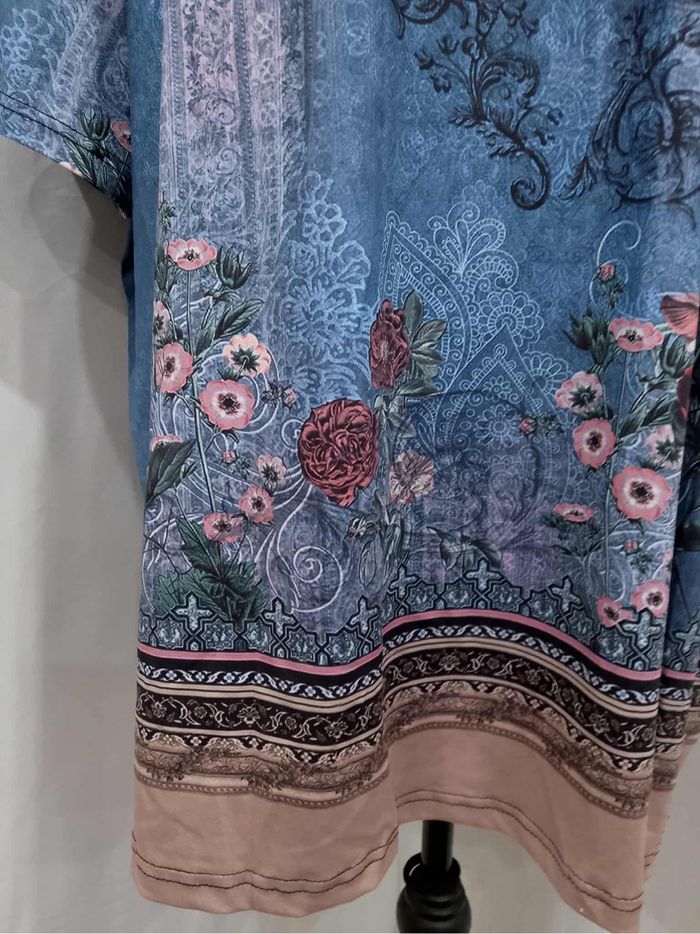 T-shirt rétro à imprimé floral bleu et rose grande taille 58 manches courtes coupe décontractée - photo numéro 2