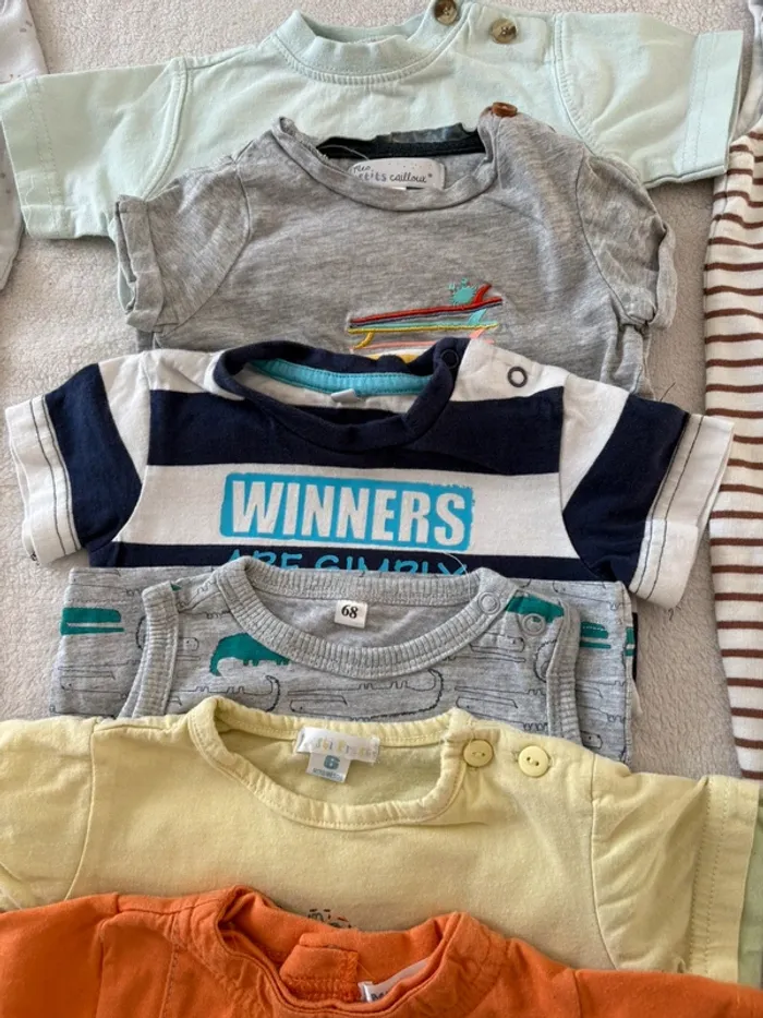 Lot vêtements bébé garçon – Taille 6 mois (12 pièces) - photo numéro 3