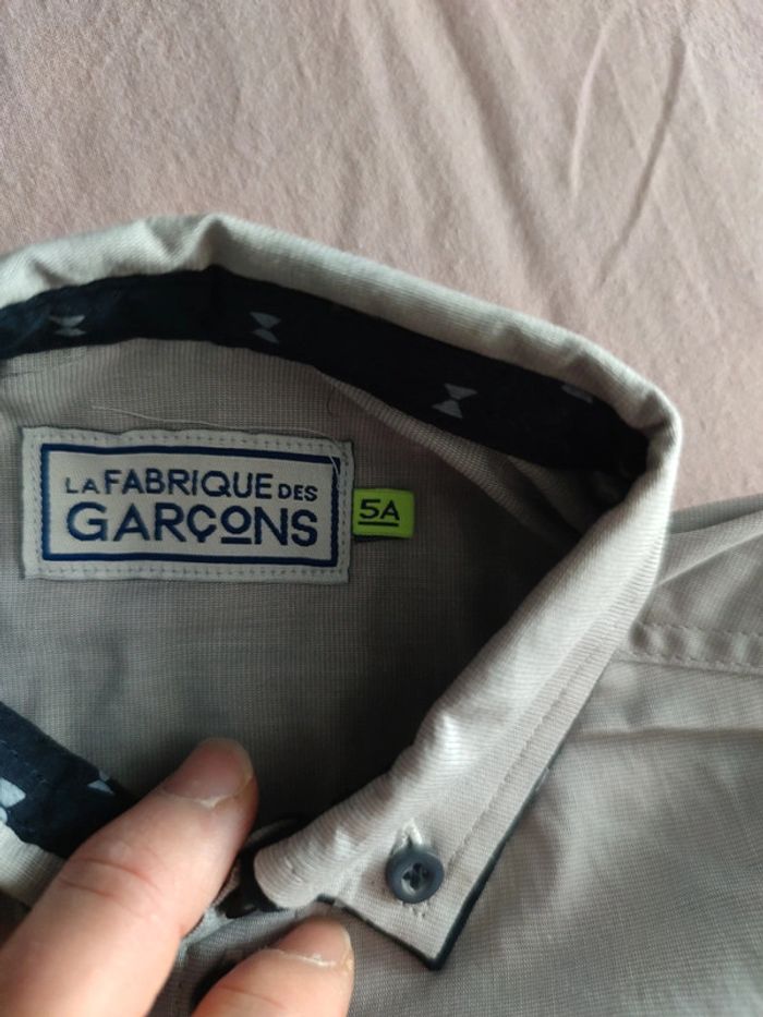Chemise garçon 5 ans neuve - photo numéro 2