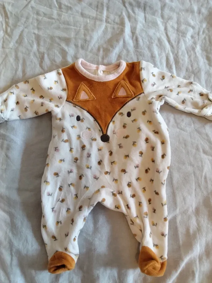 Magnifique pyjama naissance