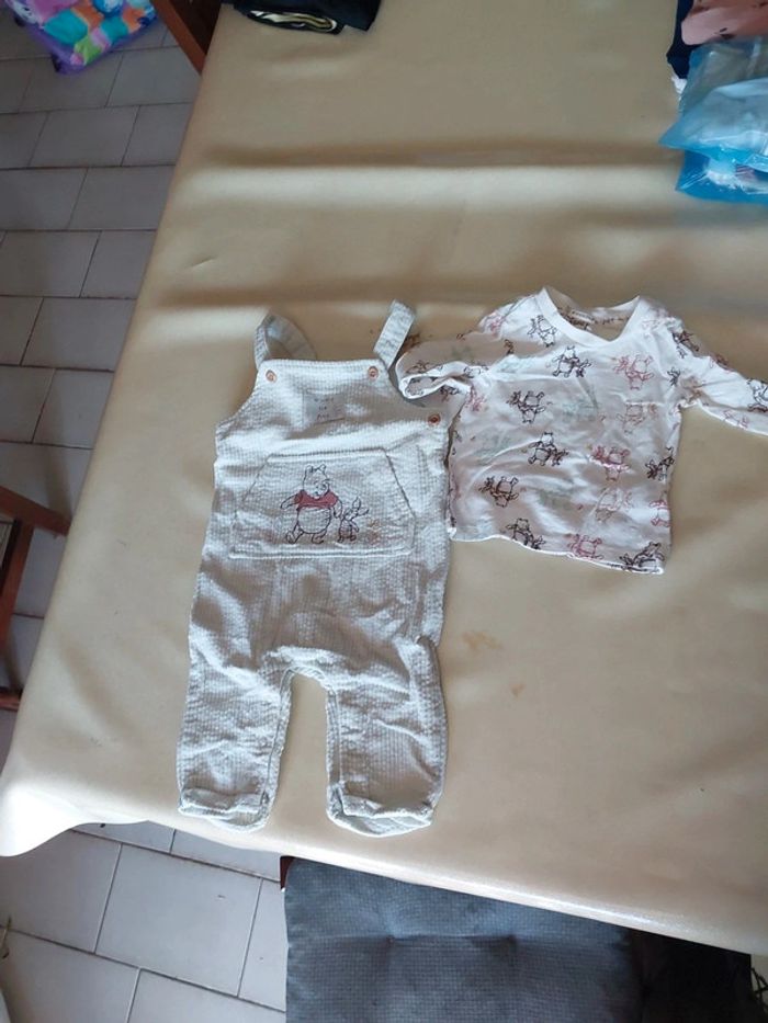 Ensemble winnie l'ourson 6-9 mois (74cms) - photo numéro 2