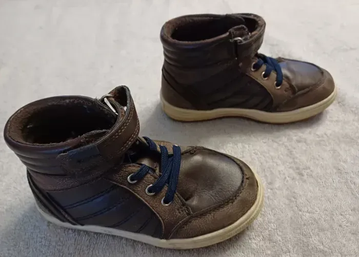 Chaussures basket taille 27 (réf perso 73)(familleac72) - photo numéro 4