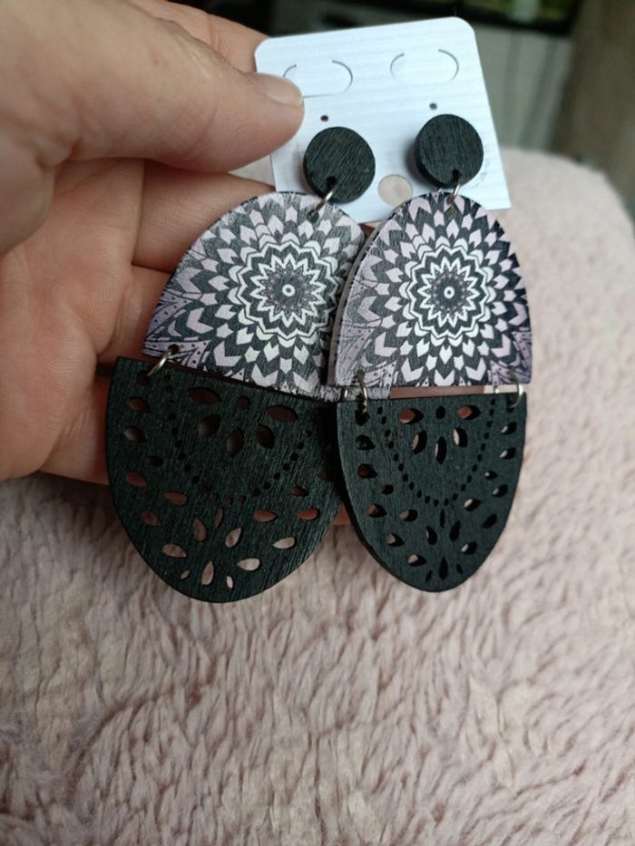 Magnifique boucles d'oreilles - photo numéro 4