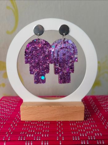 Boucles d'oreilles paillettes violettes 